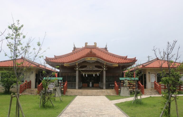 沖縄県金運神社！最強おすすめ・人気・評判の財運上昇アップの強力パワースポット！宝くじ当選・事業成功・借金返済・玉の輿・商売繁盛のご利益