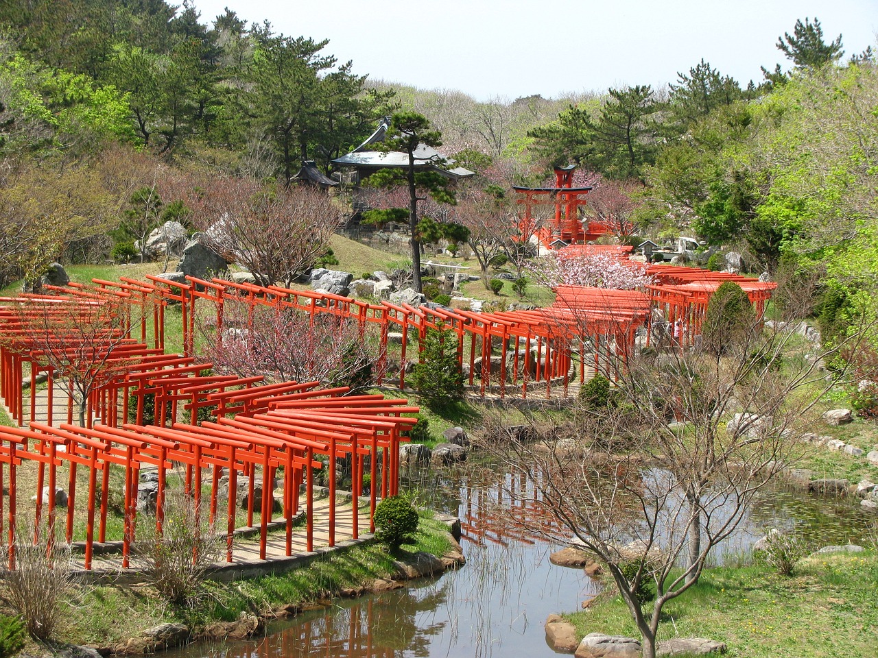 稲荷神社のスピリチュアルな意味とは？神秘的なメッセージを紐解いてみましょう