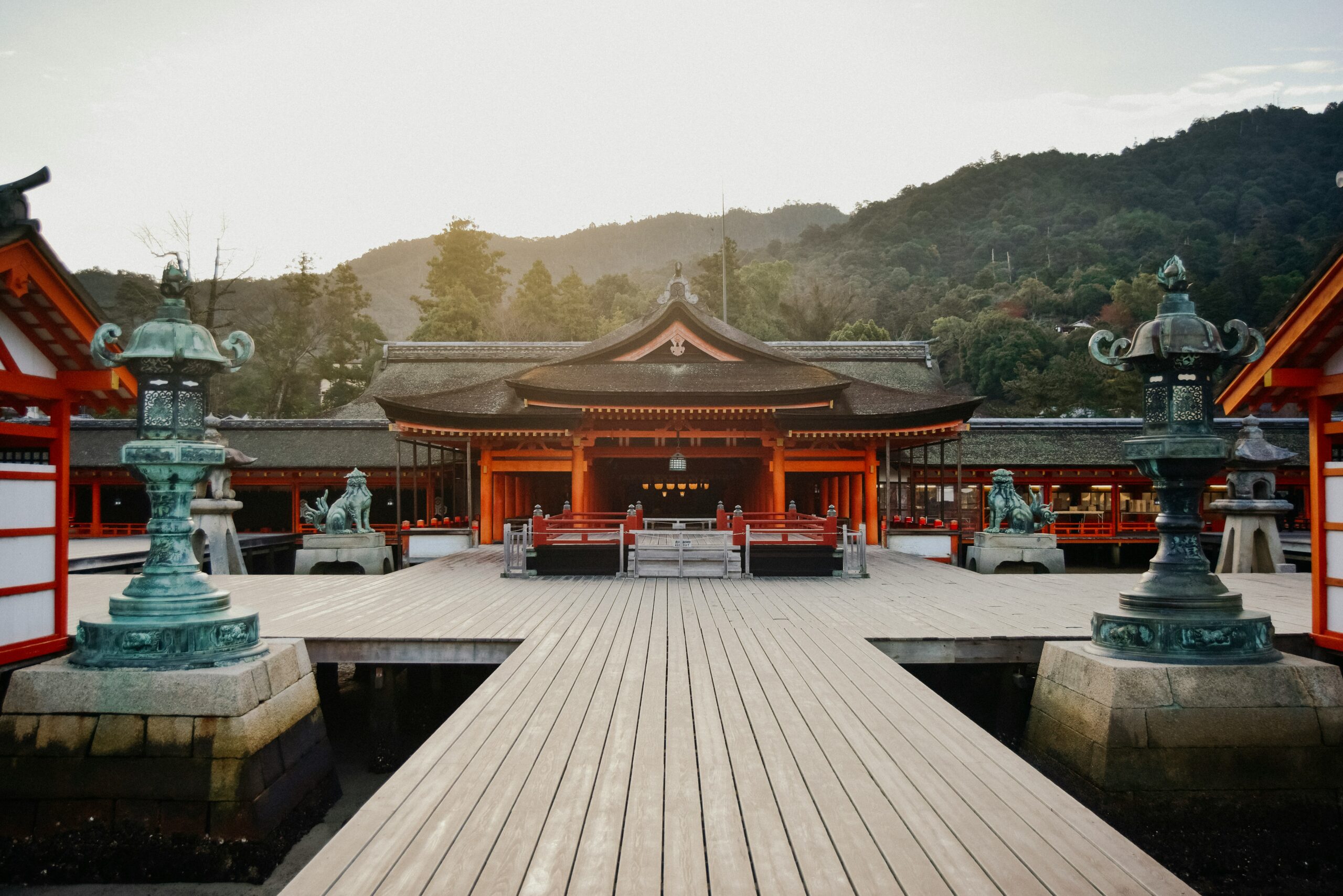 神社参拝前の体調不良にスピリチュアルな意味があるって本当？知っておきたいスピリチュアルメッセージ