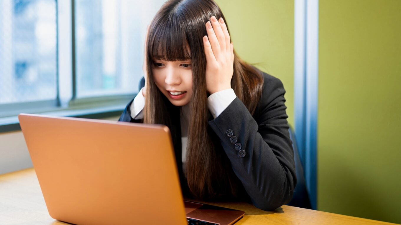 友人恋愛職場で要注意！すぐに見切りをつけるべき人の9つの危険サイン